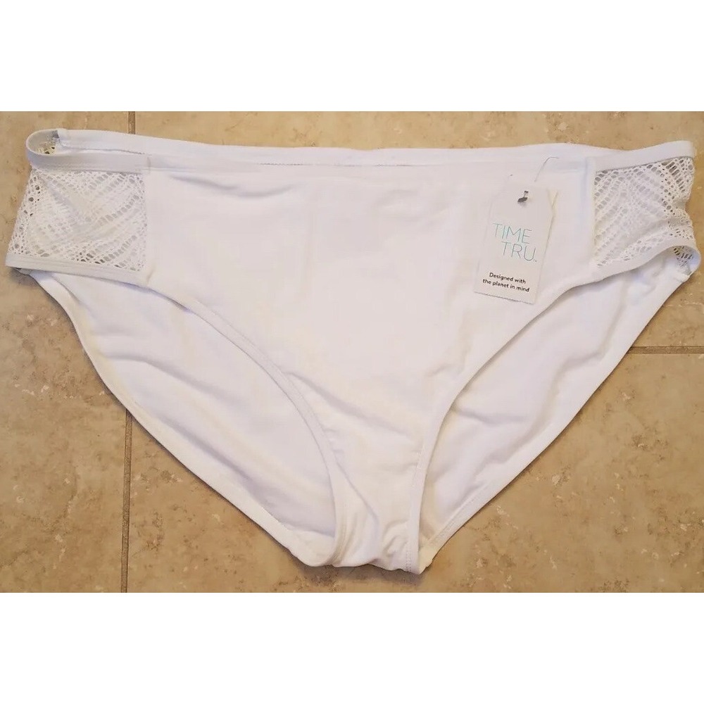 Time‎ and Tru Crochet Side Swimsuit Bikini Bottom White 2x (20W-22W) NEW